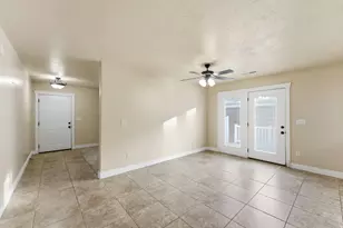 2303 Garden Ln, Layton, UT 84041 - Photo 19