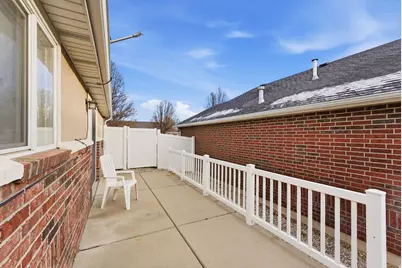 2303 Garden Ln, Layton, UT 84041 - Photo 7