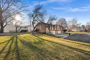 1227 W Carlton Ct, Taylorsville, UT 84123 - Photo 17