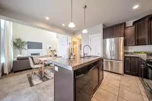 12731 S Meadow Run Ct, Riverton, UT 84065 - Photo 9