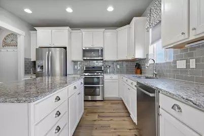 832 N Plainsman Dr E, Spanish Fork, UT 84660 - Photo 17