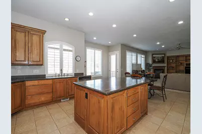 10036 S Birdie Way, South Jordan, UT 84095 - Photo 7