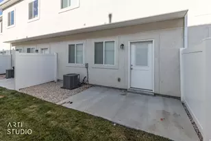2674 S 2250 W, West Haven, UT 84401 - Photo 19