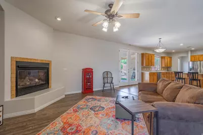 2187 N Territory Canyon Dr, Washington, UT 84780 - Photo 19