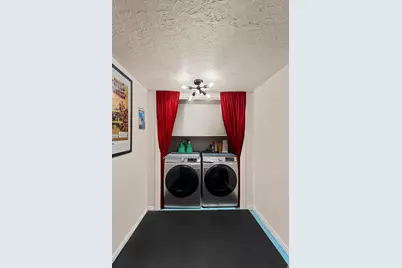 1093 E Colima Dr S, Sandy, UT 84094 - Photo 29