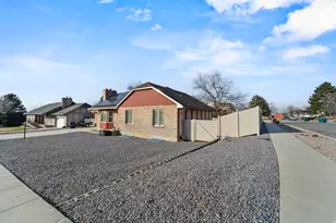 1093 E Colima Dr S, Sandy, UT 84094 - Photo 3