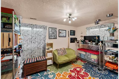 1093 E Colima Dr S, Sandy, UT 84094 - Photo 33