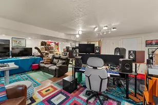 1093 E Colima Dr S, Sandy, UT 84094 - Photo 31