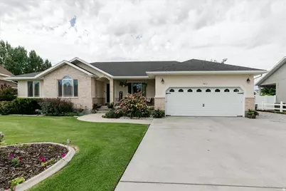 562 Aspen Cir, Preston, ID 83263 - Photo 1