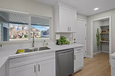 705 N 400 E, Lehi, UT 84043 - Photo 11