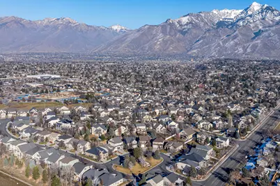 1952 E Bluffside Cir, Sandy, UT 84092 - Photo 47