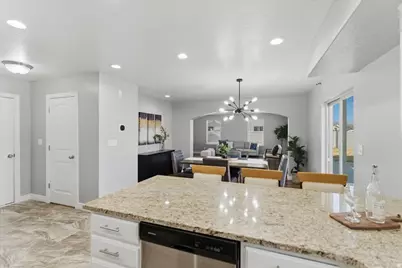 685 E Bullrush Pkwy, Lehi, UT 84043 - Photo 13