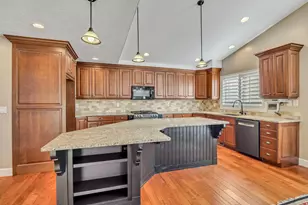 83 W 850 S, Centerville, UT 84014 - Photo 11