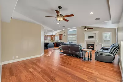 83 W 850 S, Centerville, UT 84014 - Photo 7