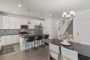 1023 W Molly Pitcher Circle, Bluffdale, UT 84065 - Photo 3