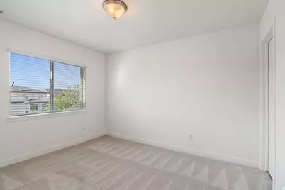 1023 W Molly Pitcher Cir, Bluffdale, UT 84065 - Photo 17