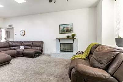 610 E Pages Ln, Centerville, UT 84014 - Photo 13