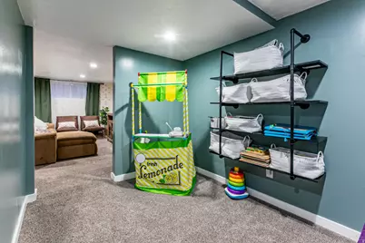 610 E Pages Ln, Centerville, UT 84014 - Photo 29