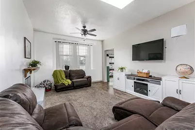 610 E Pages Ln, Centerville, UT 84014 - Photo 11