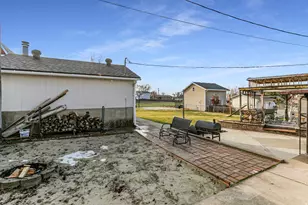 610 E Pages Ln, Centerville, UT 84014 - Photo 35