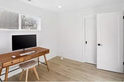 591 N Center St, Salt Lake City, UT 84103 - Photo 17