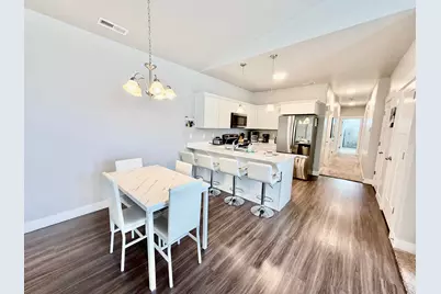 1772 N Buckeye Way #303, Saratoga Springs, UT 84045 - Photo 3