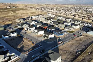 6989 W Farnsworth Peak Dr S, West Jordan, UT 84081 - Photo 31