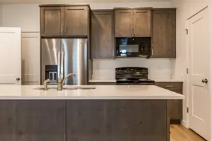 520 S Orch Dr, Bountiful, UT 84010 - Photo 7