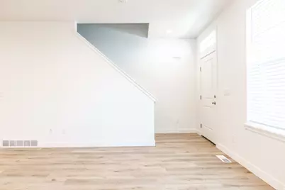 520 S Orchard Dr #17, Bountiful, UT 84010 - Photo 5