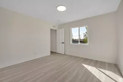 2202 S Lake St, South Salt Lake, UT 84106 - Photo 7