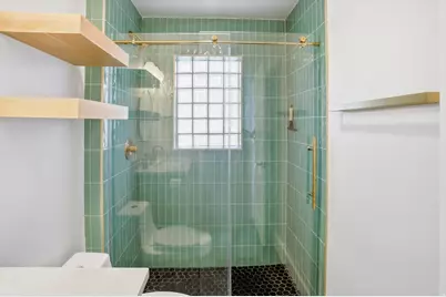 580 N 200 W, Salt Lake City, UT 84103 - Photo 17