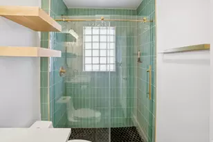 580 N 200 W, Salt Lake City, UT 84103 - Photo 17