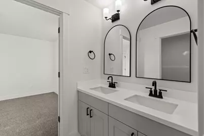 39 N 200 E, Richfield, UT 84701 - Photo 27