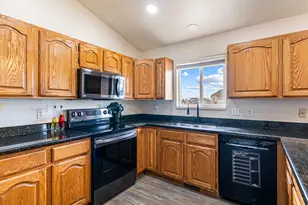 826 S 600 E, Payson, UT 84651 - Photo 9