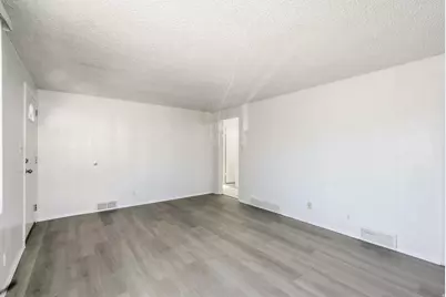 1076 S Glendale Cir, Salt Lake City, UT 84104 - Photo 7