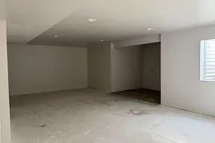 1082 E 110 S, Pleasant Grove, UT 84062 - Photo 11