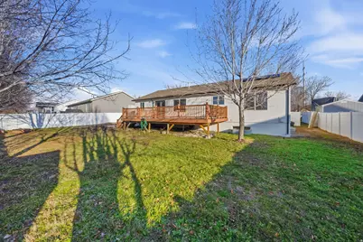 1048 S 925 W, Woods Cross, UT 84087 - Photo 5