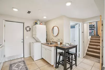 9571 S David St E, Sandy, UT 84070 - Photo 11