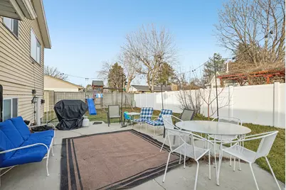 9571 S David St E, Sandy, UT 84070 - Photo 27