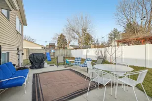 9571 S David St E, Sandy, UT 84070 - Photo 27