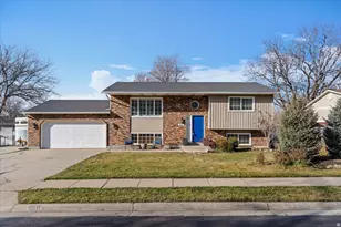 488 S 10 W, Farmington, UT 84025 - Photo 1