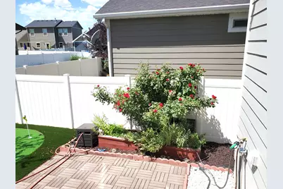 847 W Presidio Dr, Midvale, UT 84047 - Photo 25