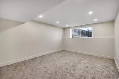 1014 E Beverly S, Bountiful, UT 84010 - Photo 35