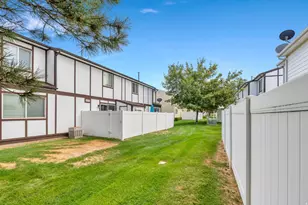 4259 S Dumnmore W, Taylorsville, UT 84123 - Photo 23