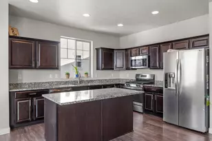 347 N Maple Shade Ln, Lindon, UT 84042 - Photo 7