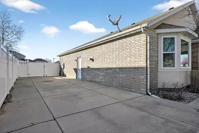 1194 N 690 E, Tooele, UT 84074 - Photo 51