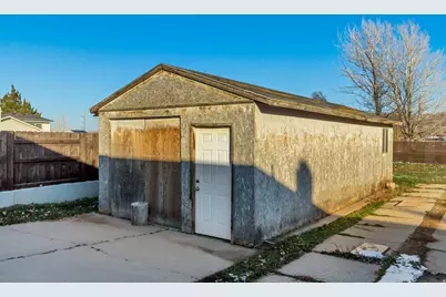 1612 E Canyon Dr, South Weber, UT 84405 - Photo 37