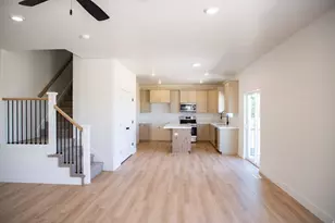 709 N 410 E Lot #12 E, Salem, UT 84653 - Photo 3