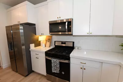 322 N 460 E, Vineyard, UT 84059 - Photo 17