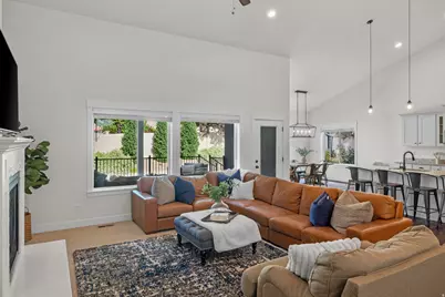 1043 S 900 E, Salem, UT 84653 - Photo 5